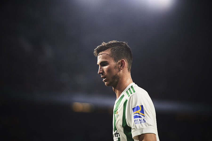 开云体育 -赛地聚焦——英超转会期热度飙升，北京首钢临场应变，悬念犹存，数据趋势出现新变化的简单介绍