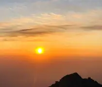 开云平台 -里程碑夜山东泰山止住颓势；德甲窗口期刷纪录；态度坚定；阵容厚度经受考验(泰山石李德裕视频)